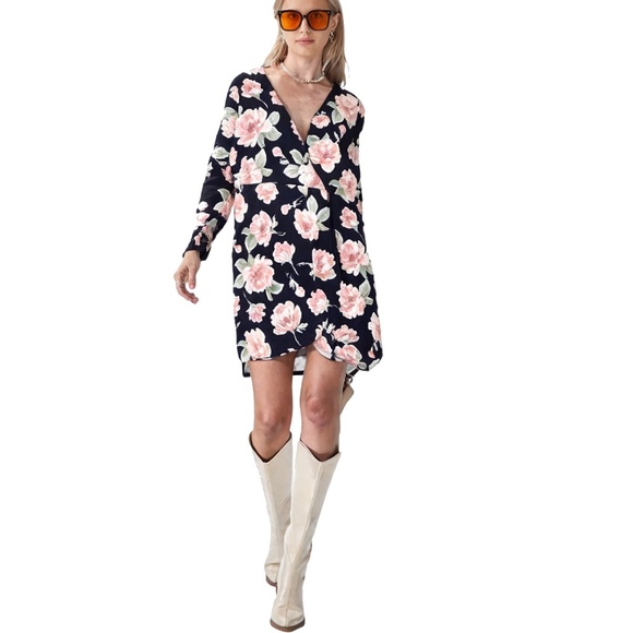 Boohoo Floral Faux Wrap Dress Print Long Sleeve Stretch Fabric Navy Pink Made UK - Picture 11 of 13
